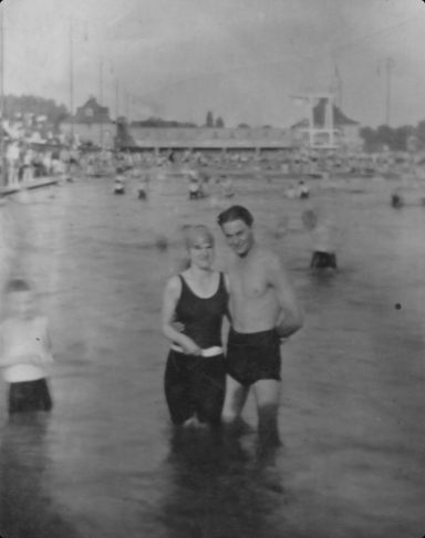 Freibad Volkspark? Anfang der 30er Jahre?